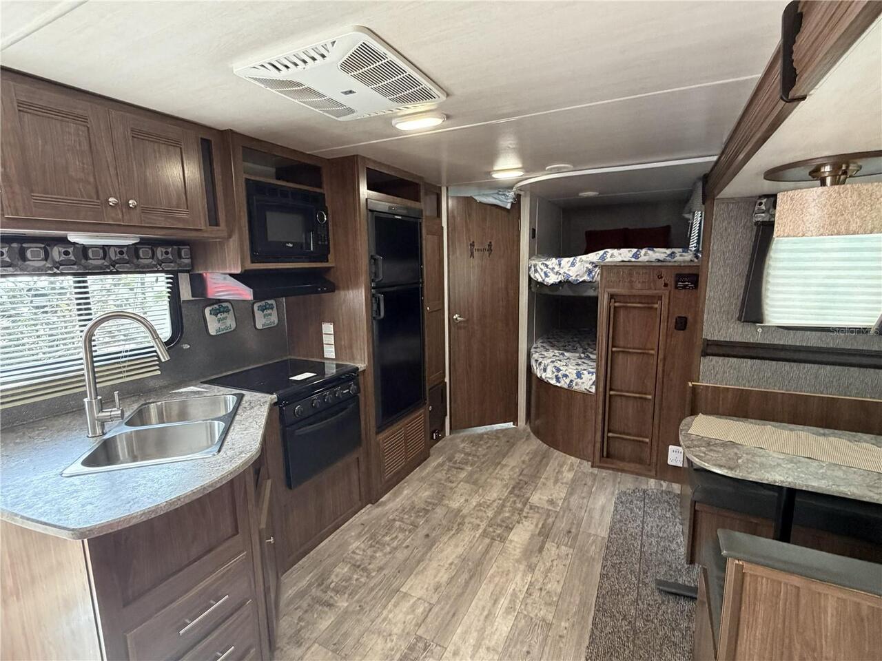 Listing Photo 21