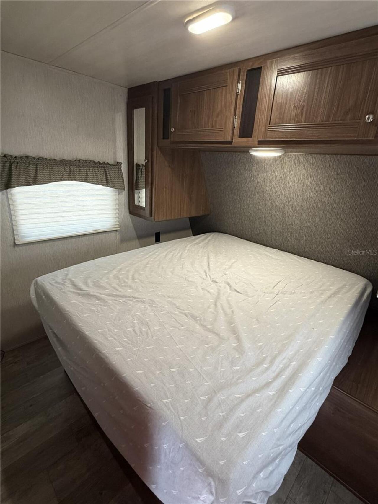 Listing Photo 33