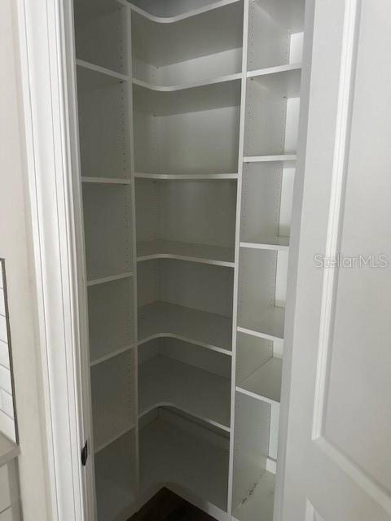 Listing Photo 10