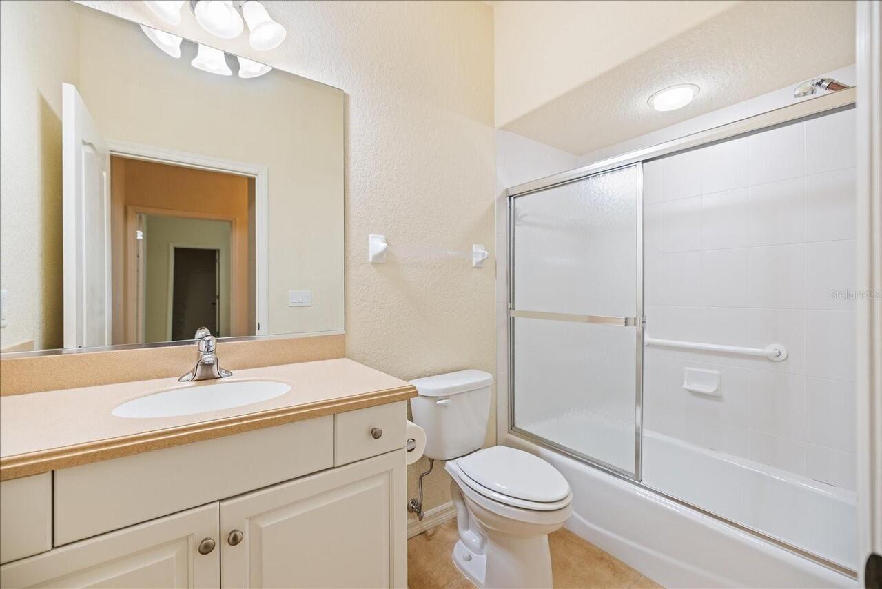 Listing Photo 17