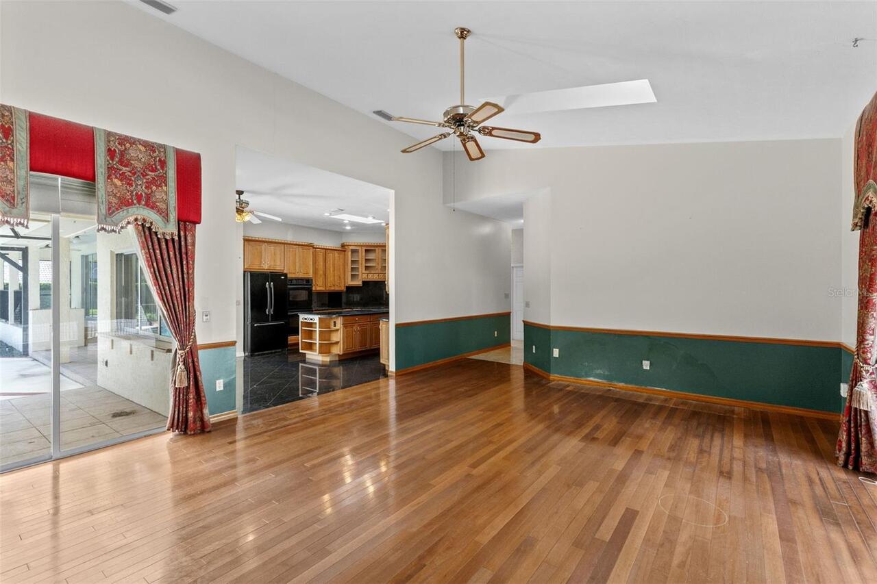 Listing Photo 13