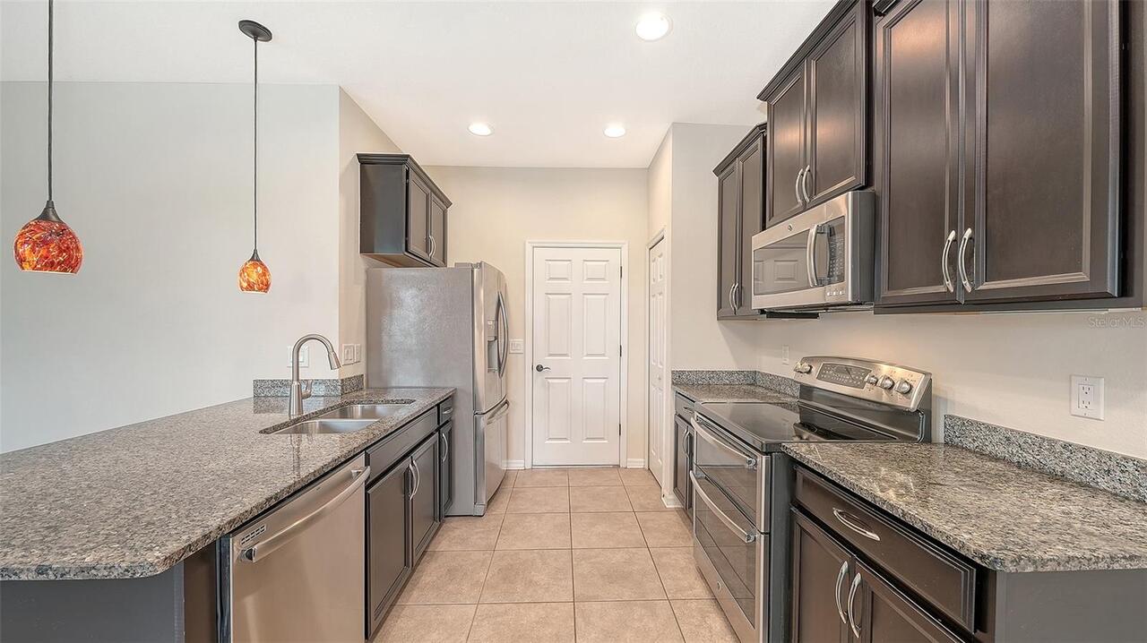 Listing Photo 14
