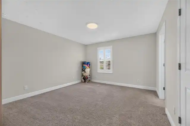 Listing Photo 32