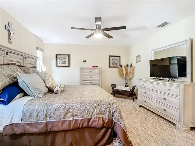 Listing Photo 42