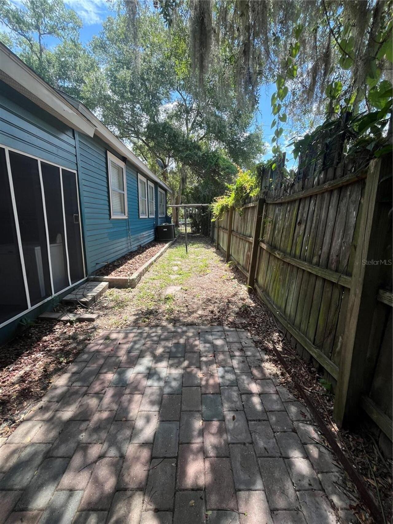 Listing Photo 16