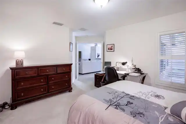 Listing Photo 33