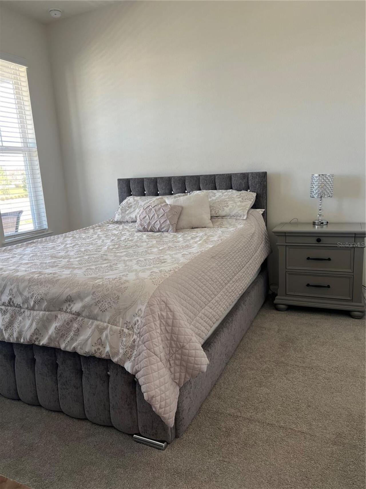 Listing Photo 9