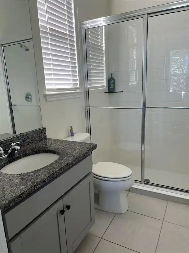 Listing Photo 10