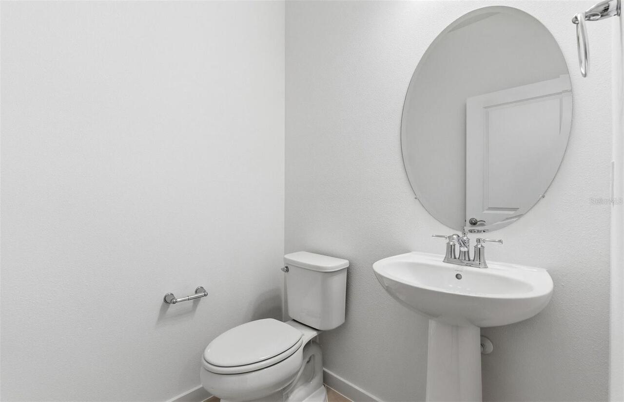 Listing Photo 12