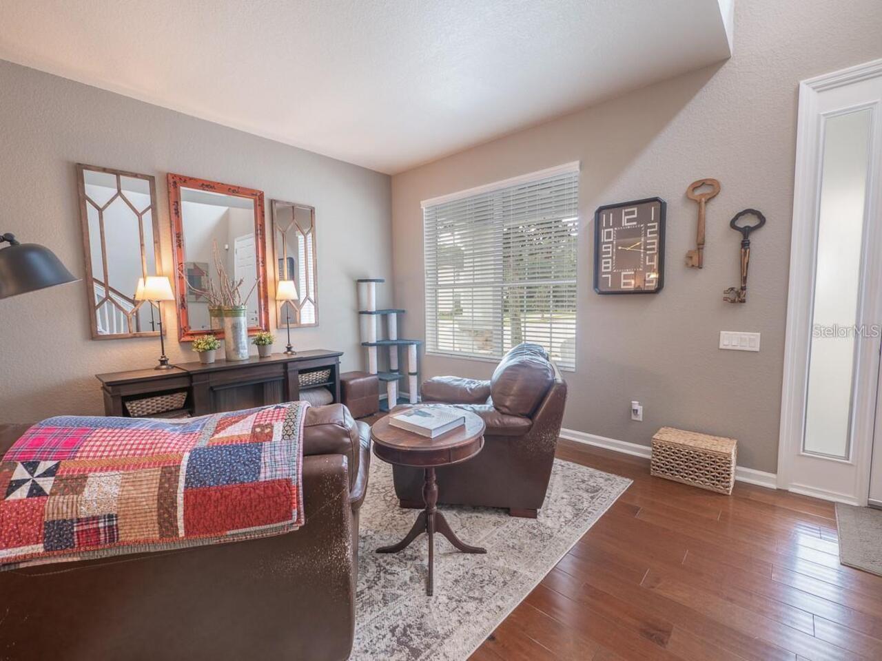 Listing Photo 10