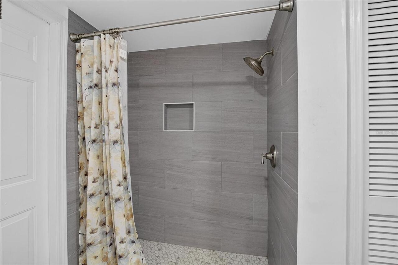 Listing Photo 37