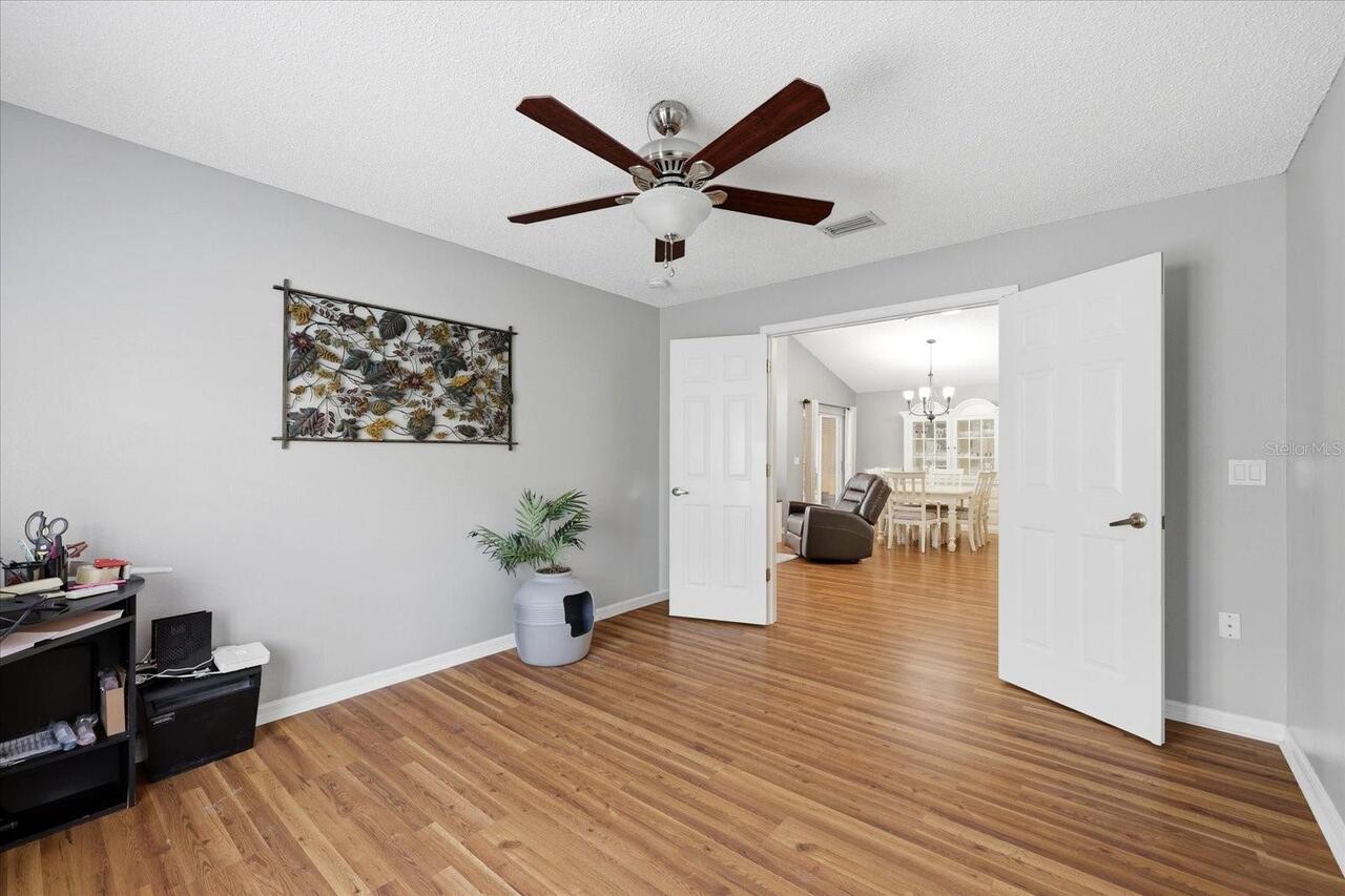 Listing Photo 19