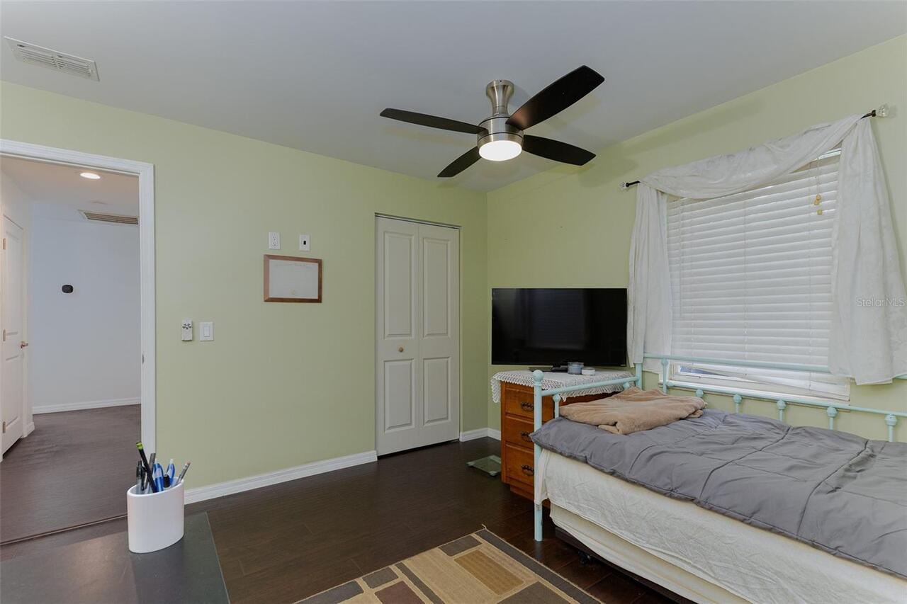 Listing Photo 34