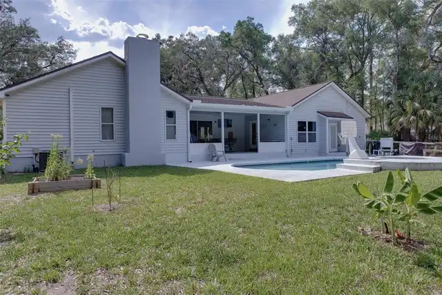 Listing Photo 10