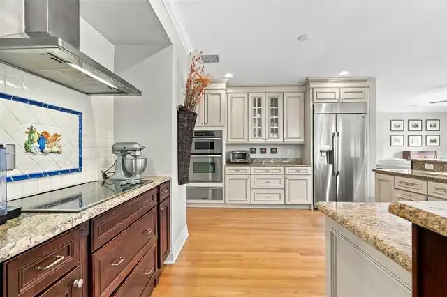 Listing Photo 15