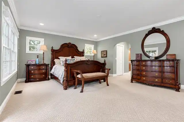 Listing Photo 25