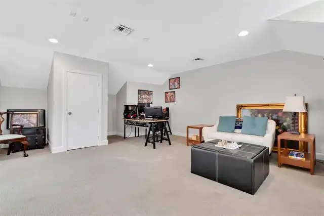 Listing Photo 41