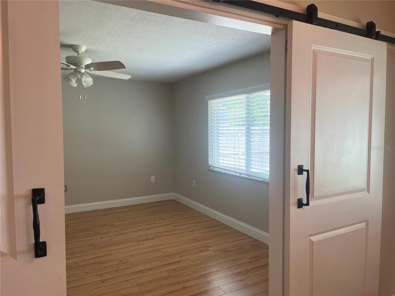 Listing Photo 14