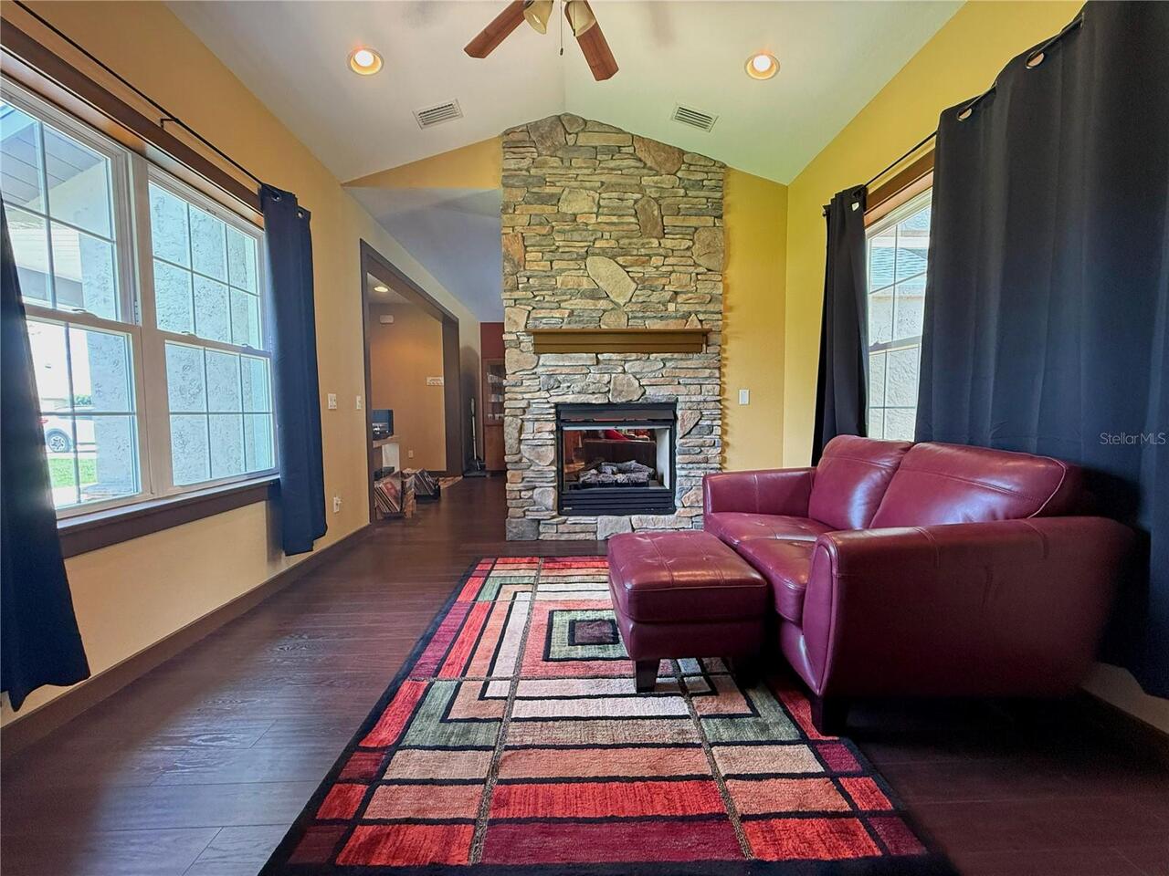 Listing Photo 9
