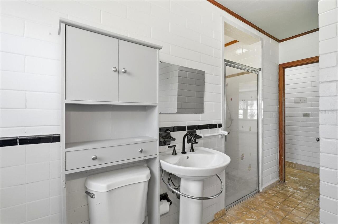 Listing Photo 18