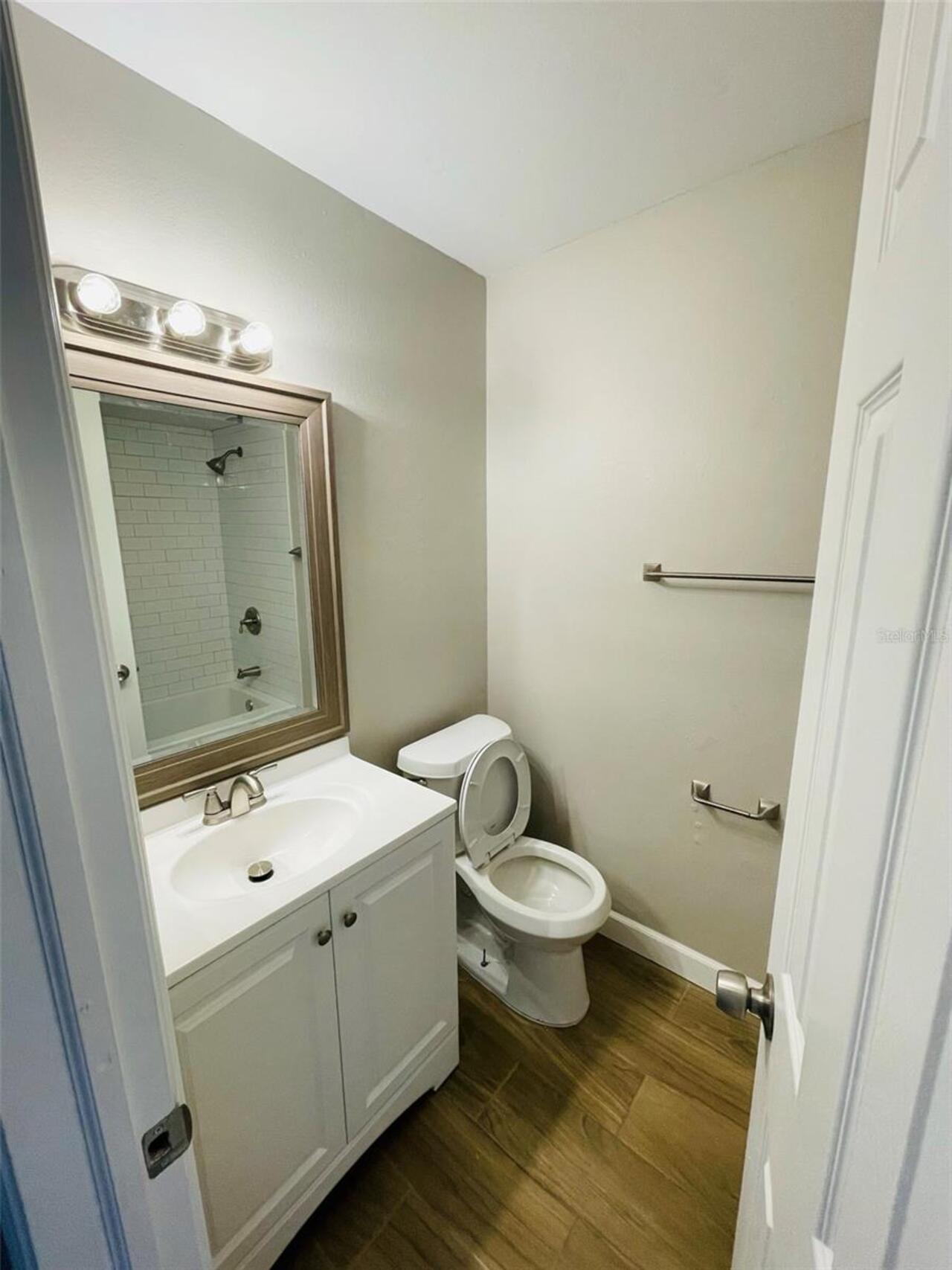 Listing Photo 14