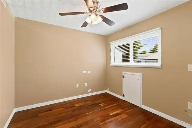 Listing Photo 25