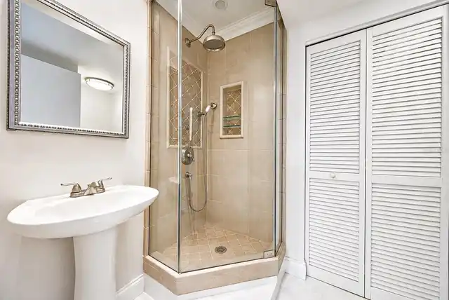 Listing Photo 17