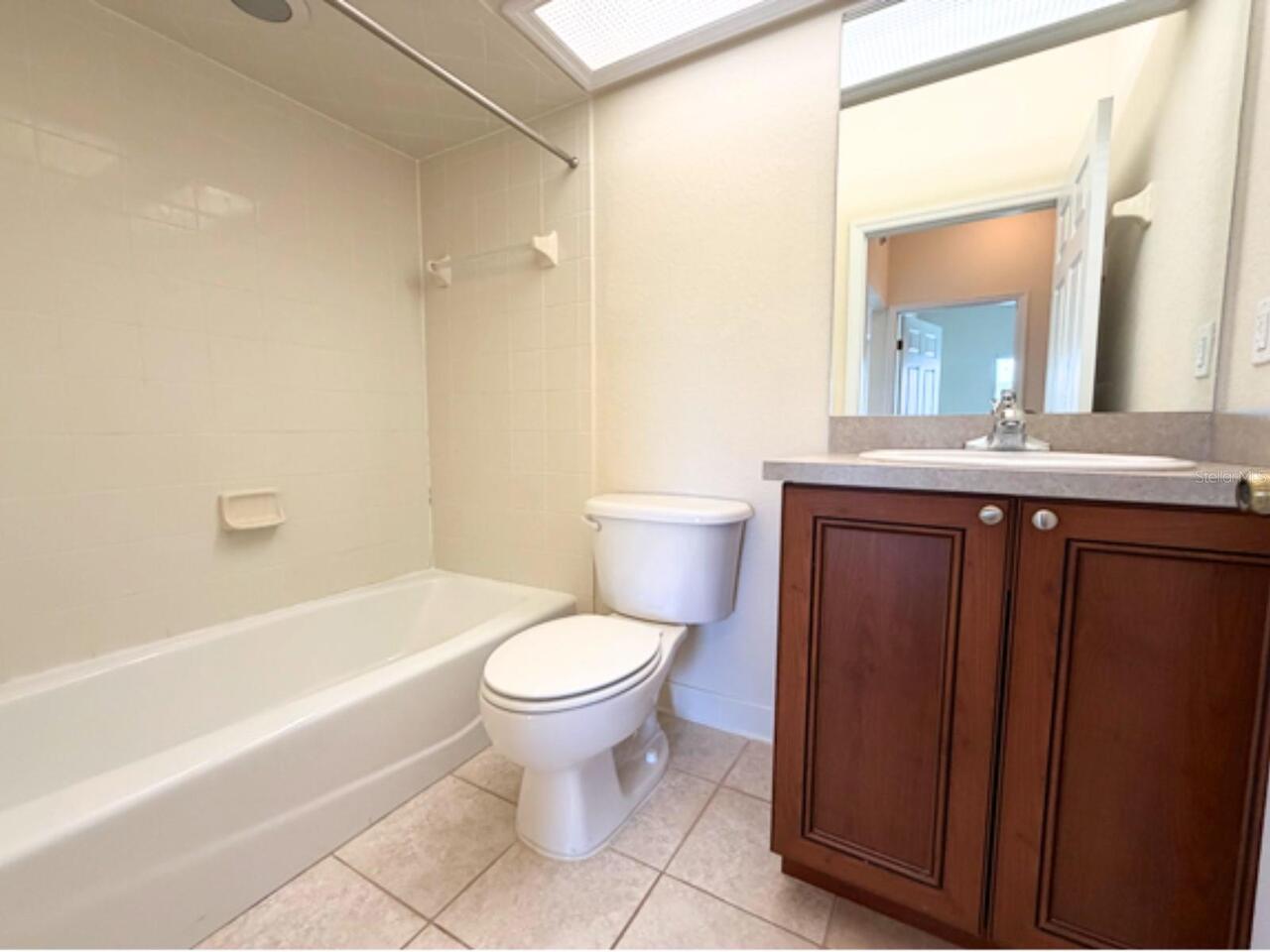 Listing Photo 10