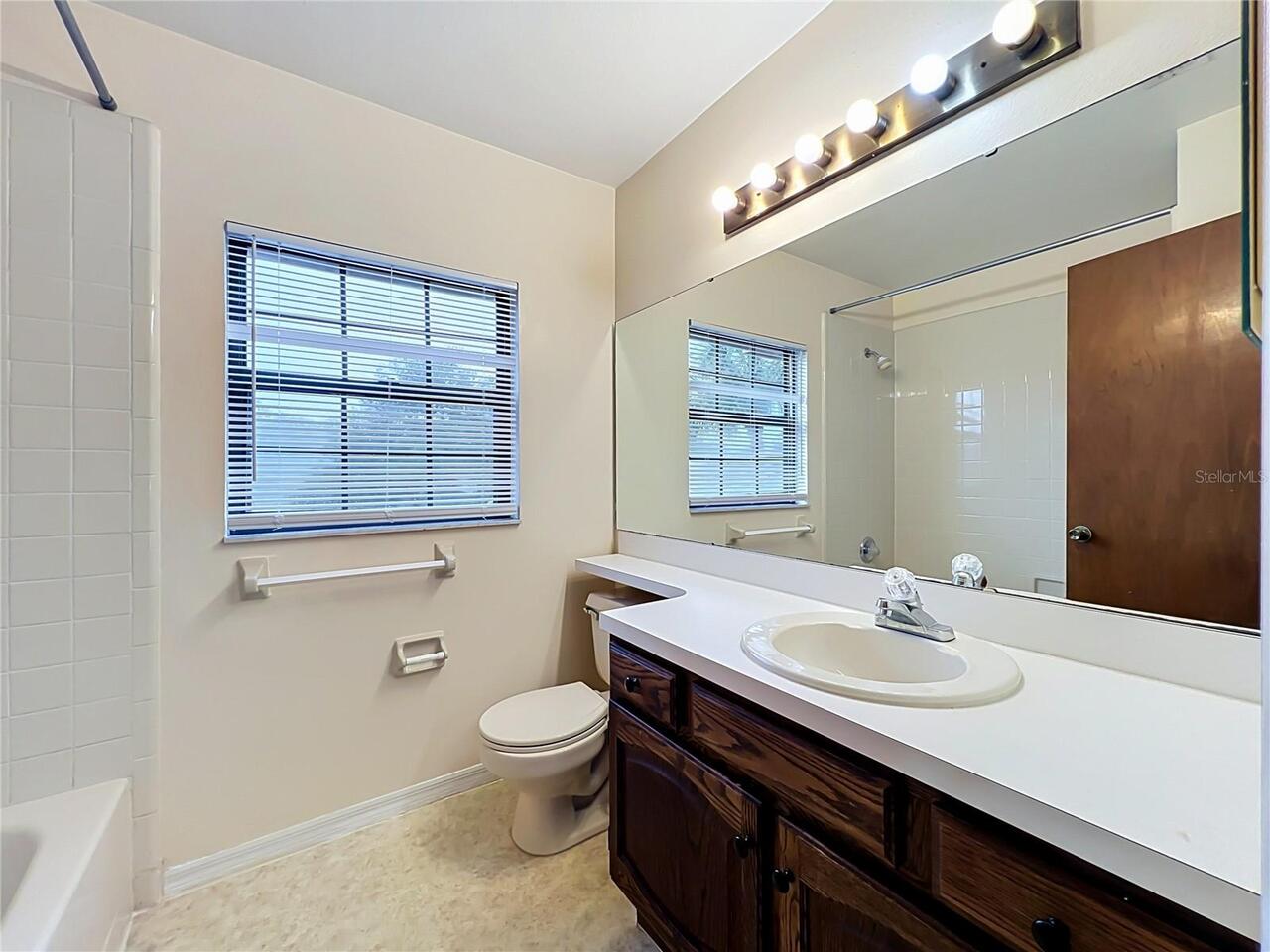 Listing Photo 43