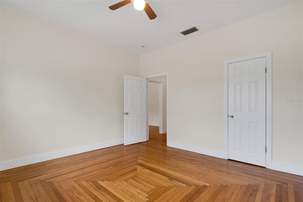 Listing Photo 20