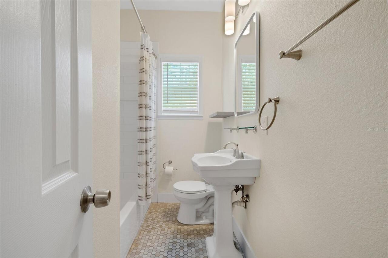 Listing Photo 21
