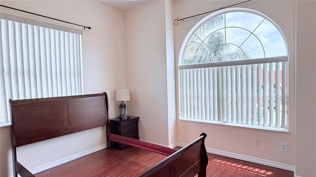 Listing Photo 25