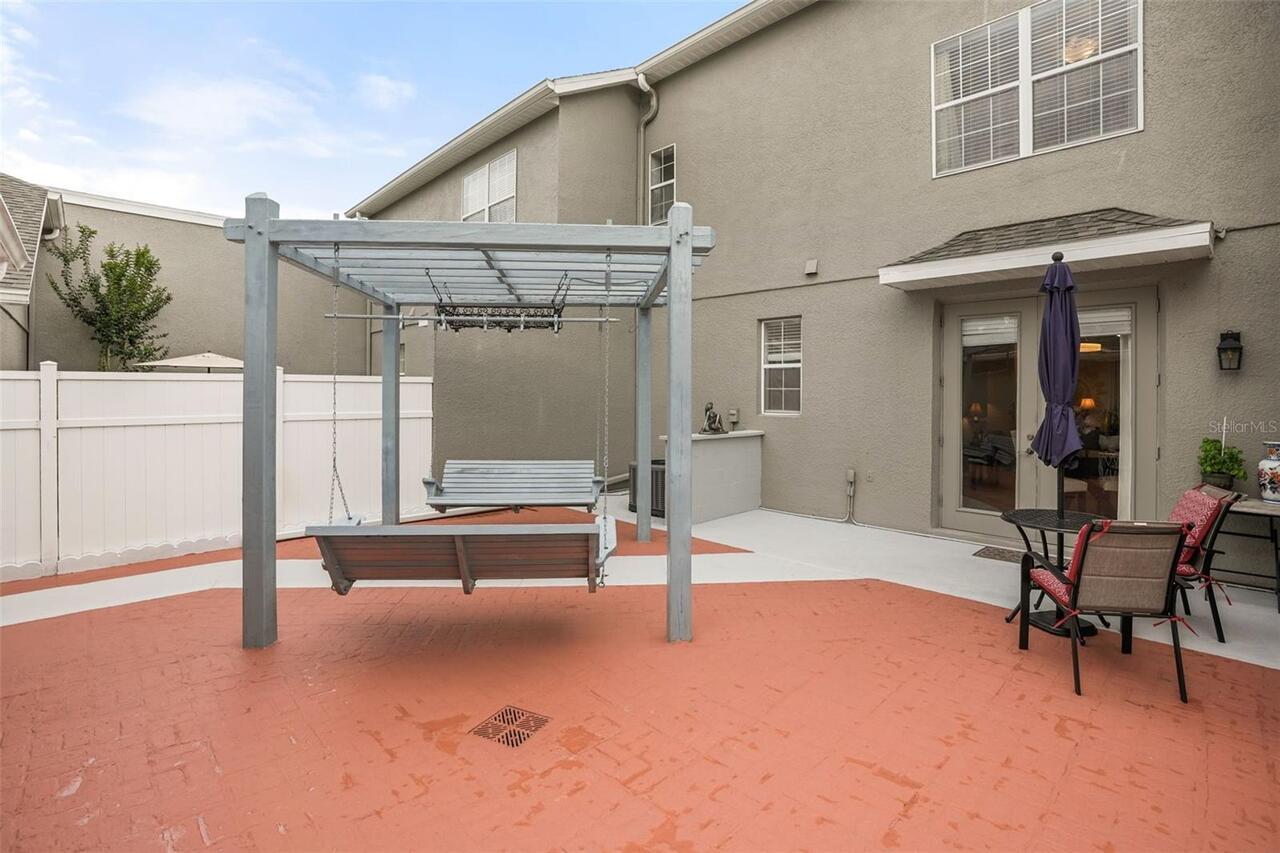 Listing Photo 18