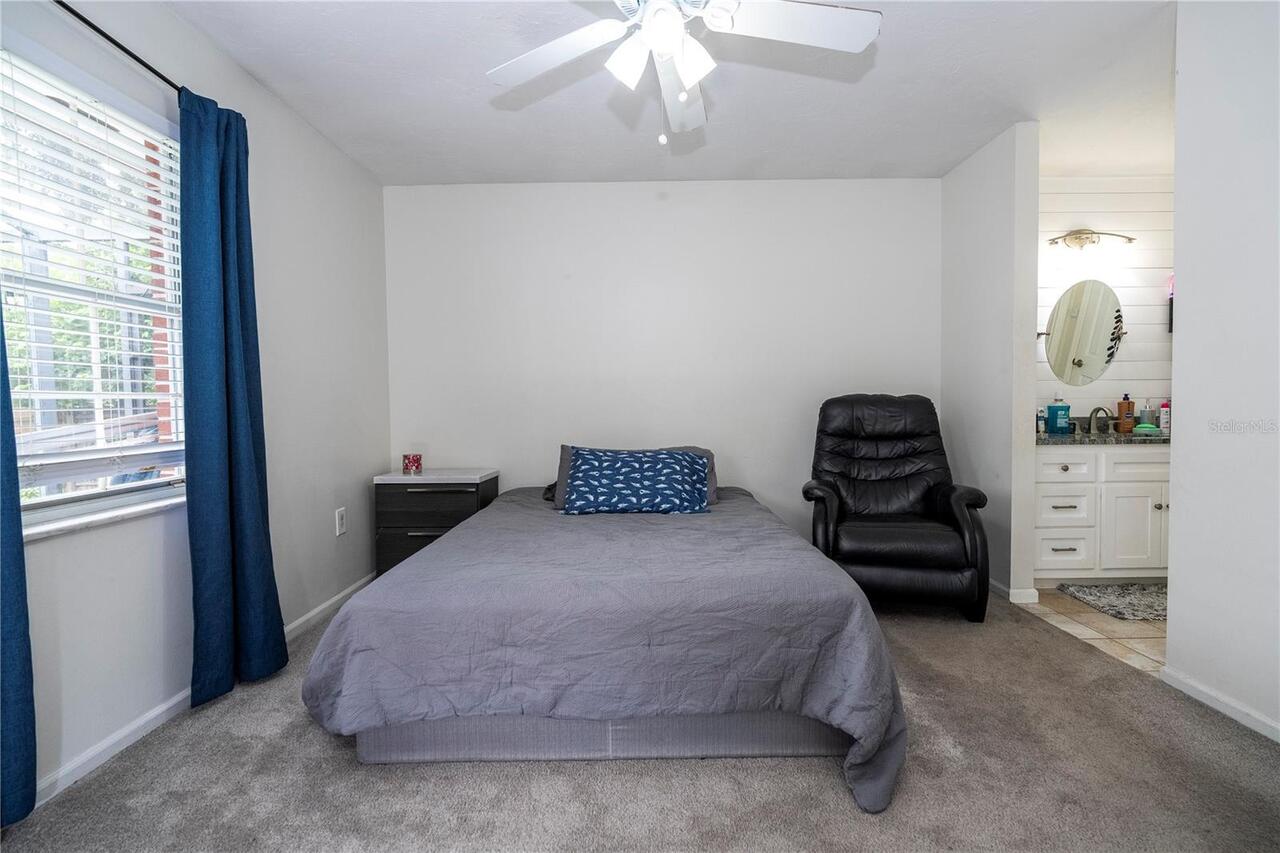 Listing Photo 14