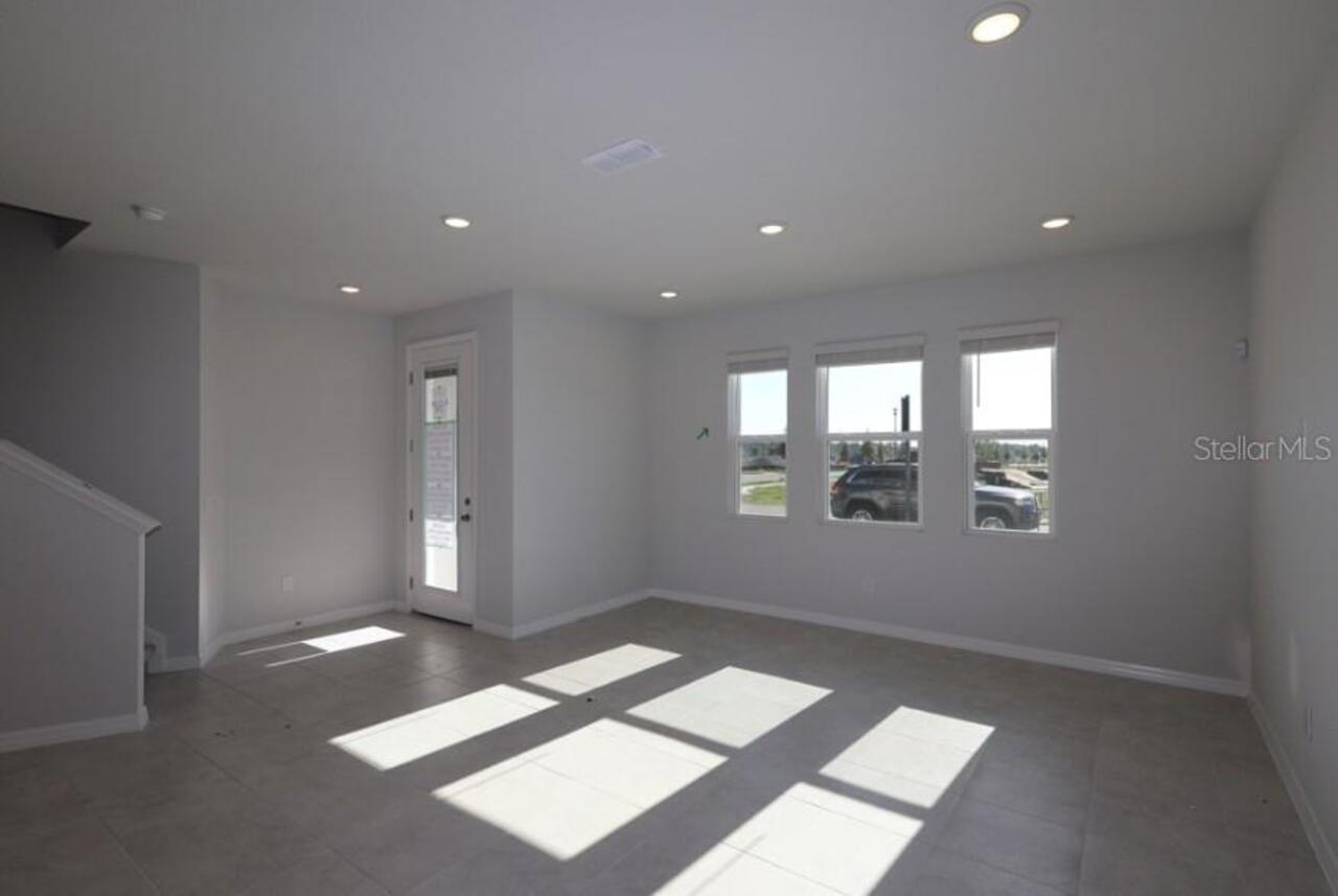 Listing Photo 9