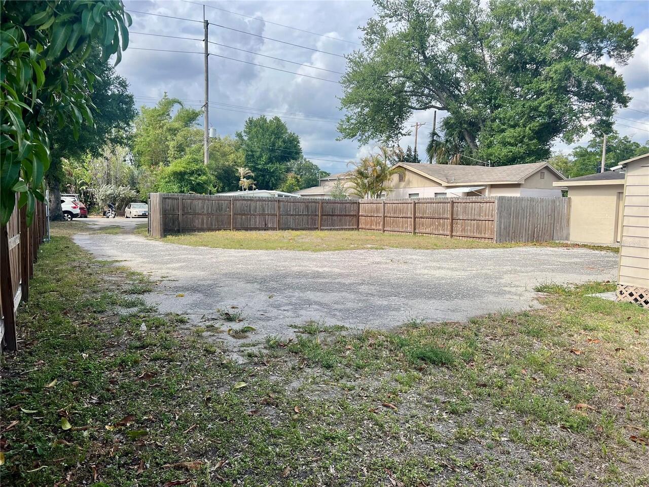 Listing Photo 6
