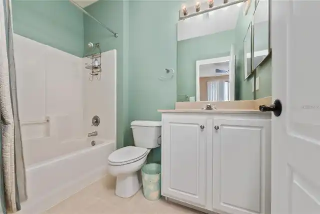 Listing Photo 12