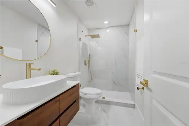 Listing Photo 35