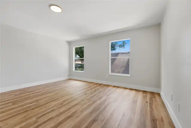 Listing Photo 37