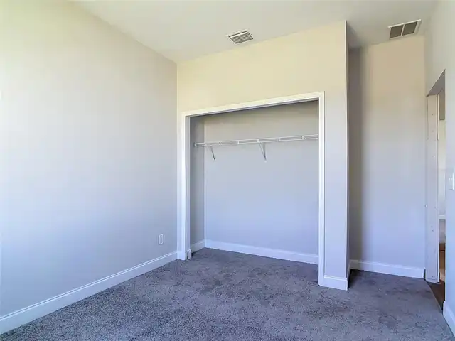 Listing Photo 35