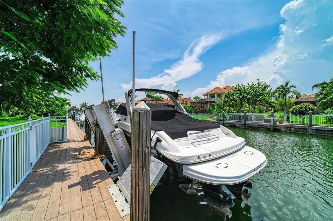 Listing Photo 8