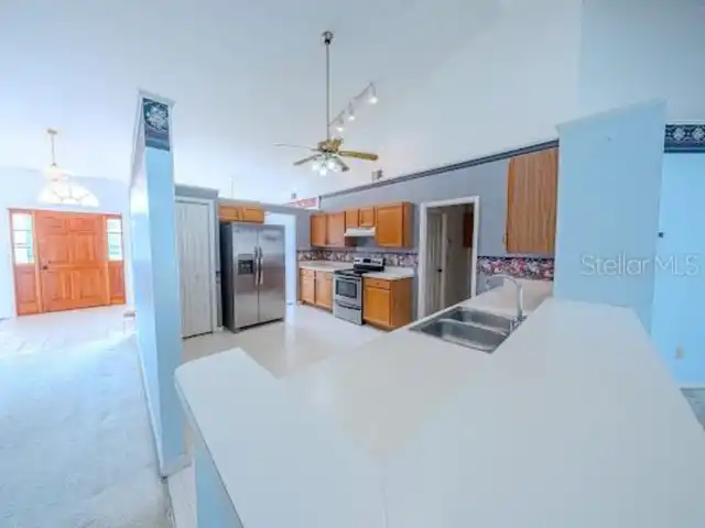 Listing Photo 9