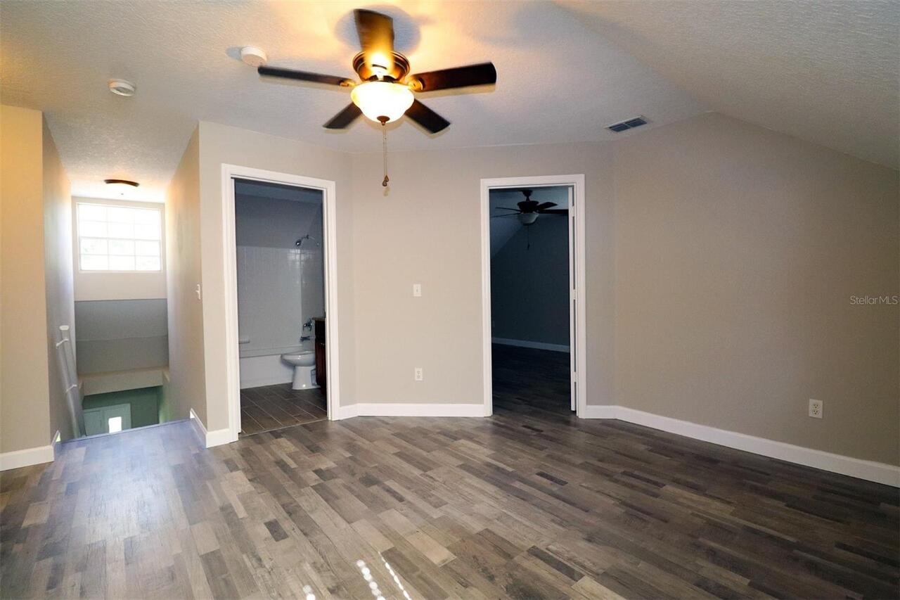 Listing Photo 14