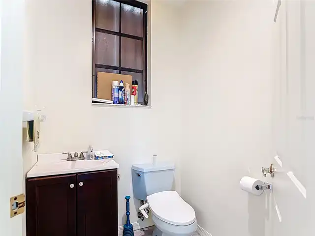 Listing Photo 42