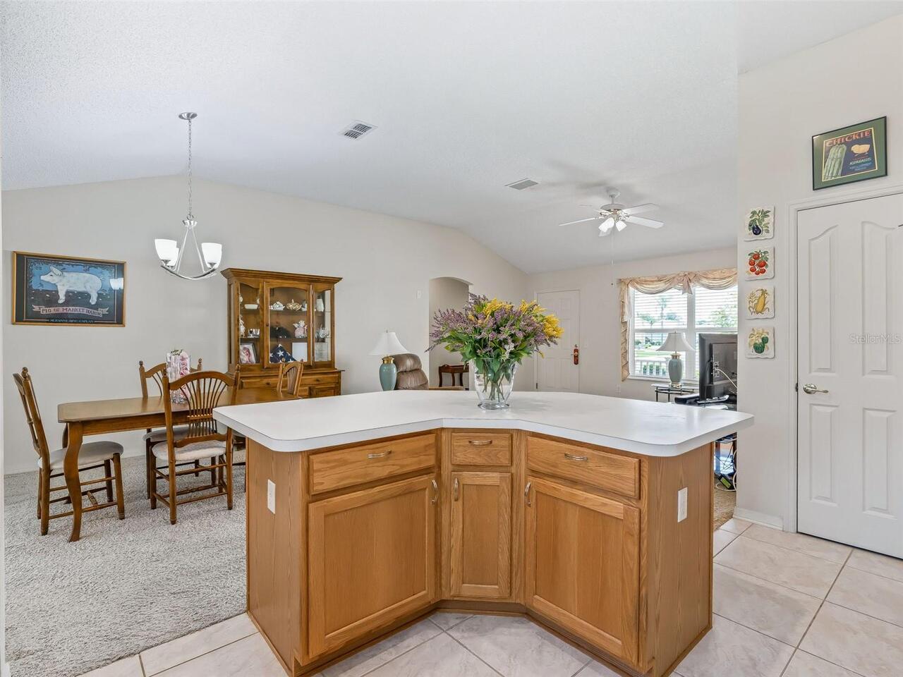Listing Photo 18