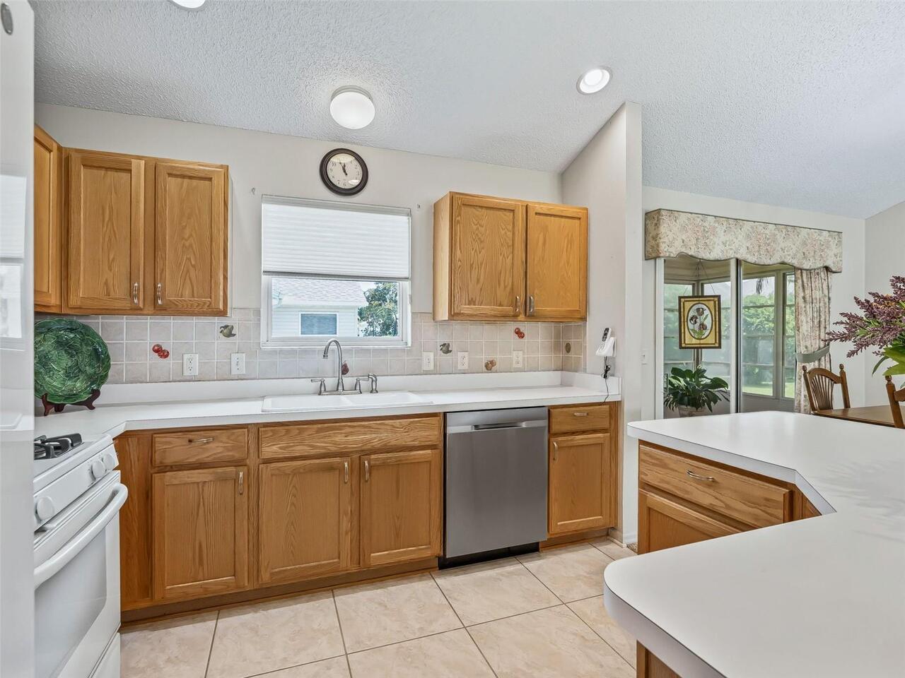 Listing Photo 19