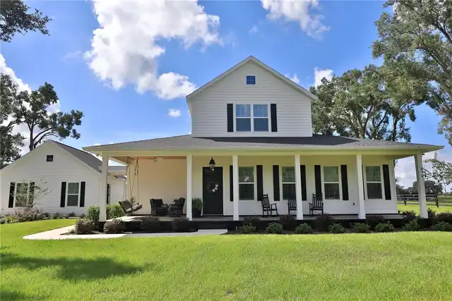 Listing Photo 11