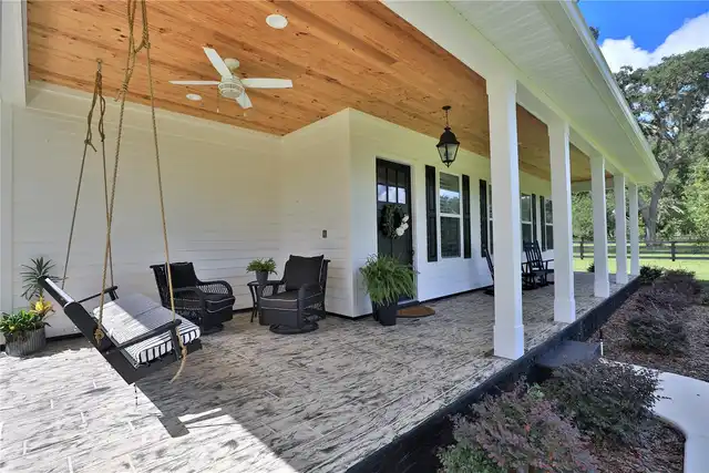 Listing Photo 12