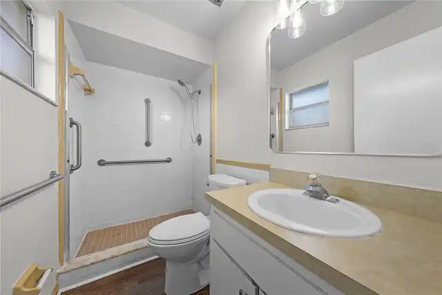 Listing Photo 28