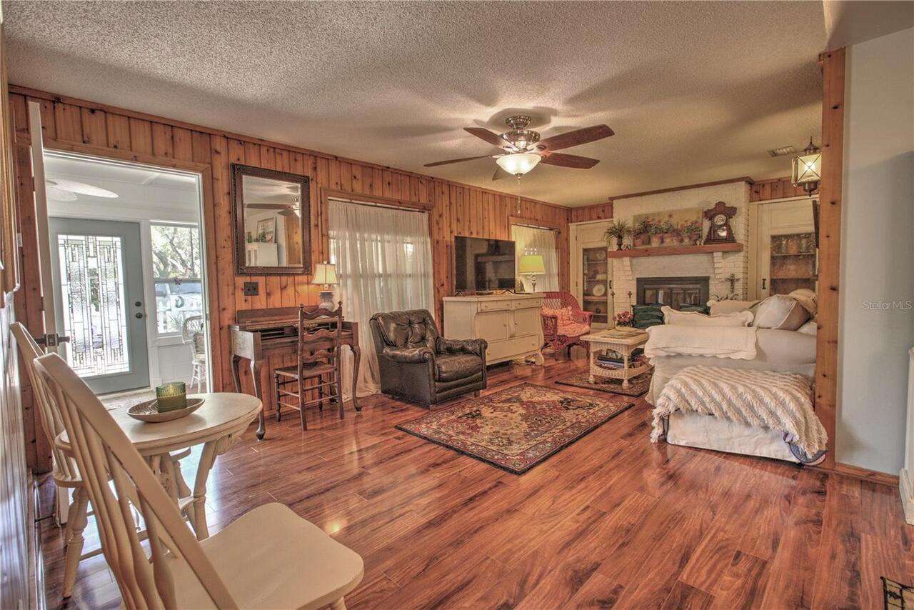 Listing Photo 6